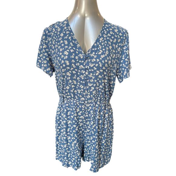 Rails Pants - NWT Rails Sophia Blue Daisies Romper Women's Size Large MISSING BELT